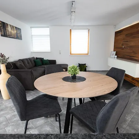 Riedwohnung 1-