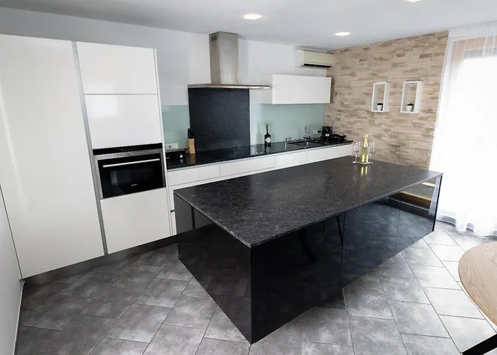 Riedwohnung 1- Apartament *